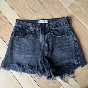 Abercrombie and fitch mid rise boyfriend short